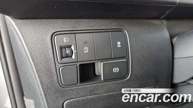 Hyundai Staria 2021 — Şəkil 16/20