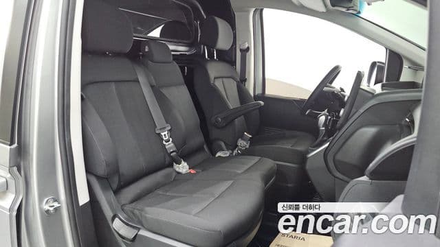 Hyundai Staria 2021 — Şəkil 28/31