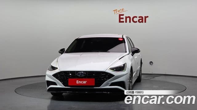 Hyundai Sonata 2020 — ფოტო 2/20
