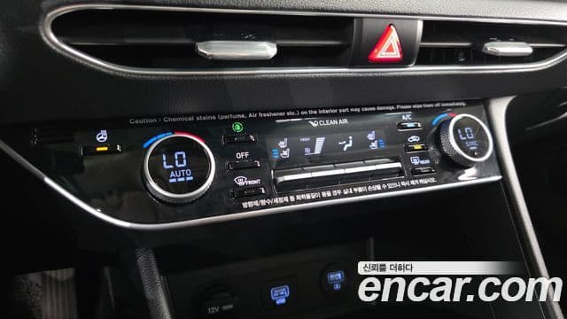 Hyundai Sonata 2020 — ფოტო 16/20