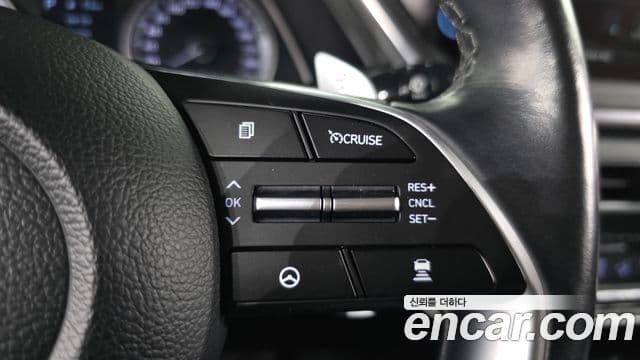 Hyundai Sonata 2020 — ფოტო 17/20