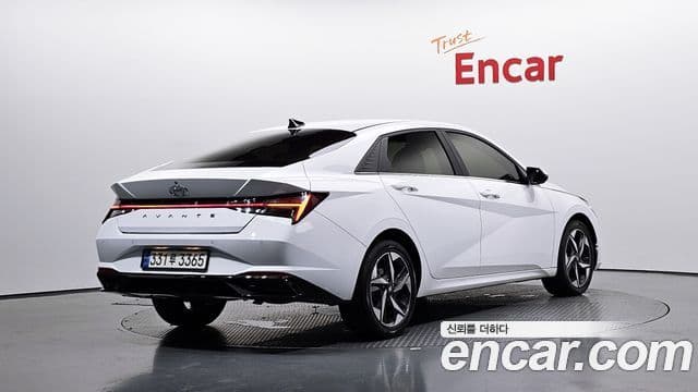 Hyundai Avante 2021 — ფოტო 2/20