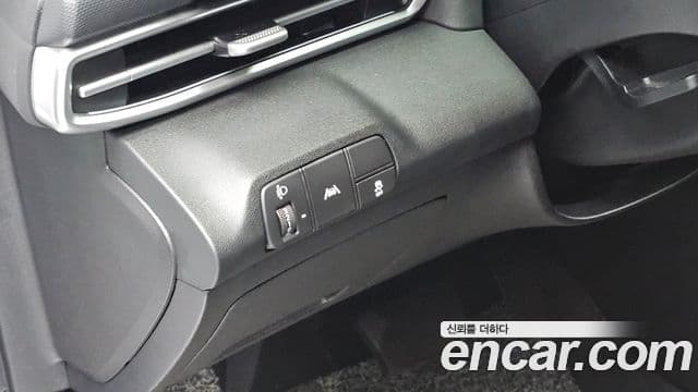 Hyundai Avante 2021 — ფოტო 14/20