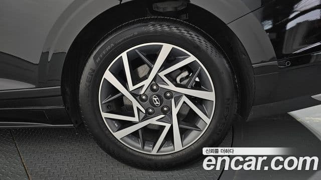 Hyundai Grandeur 2023 — ფოტო 5/20