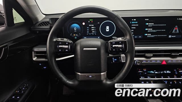 Hyundai Grandeur 2023 — ფოტო 13/20