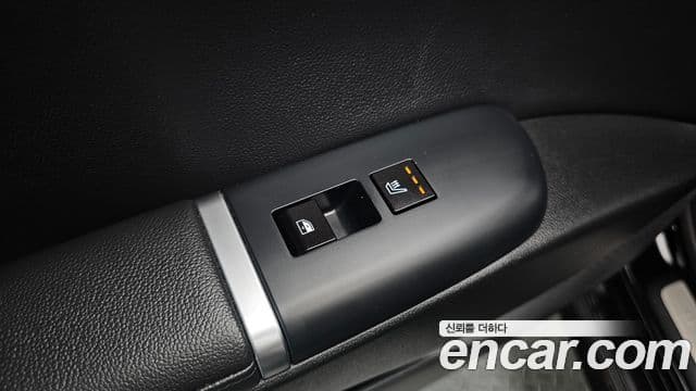 Hyundai Grandeur 2023 — ფოტო 19/20