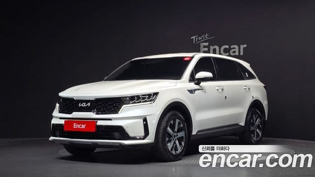 Kia Sorento 2022 — Фото 1/20