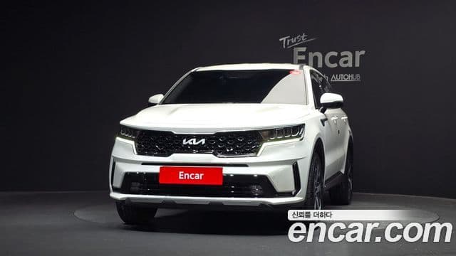 Kia Sorento 2022 — Фото 3/20