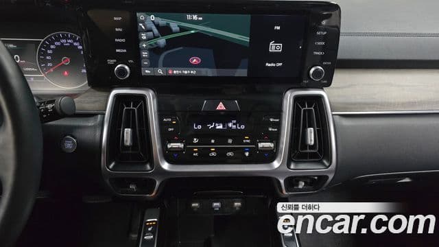 Kia Sorento 2022 — Фото 13/20