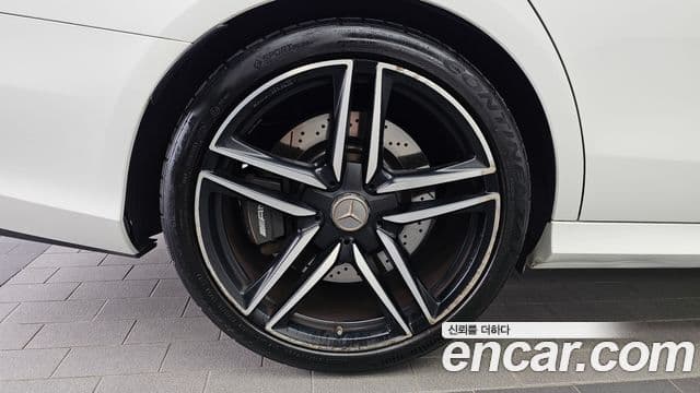 Mercedes-Benz E-Class 2018 — Şəkil 5/20