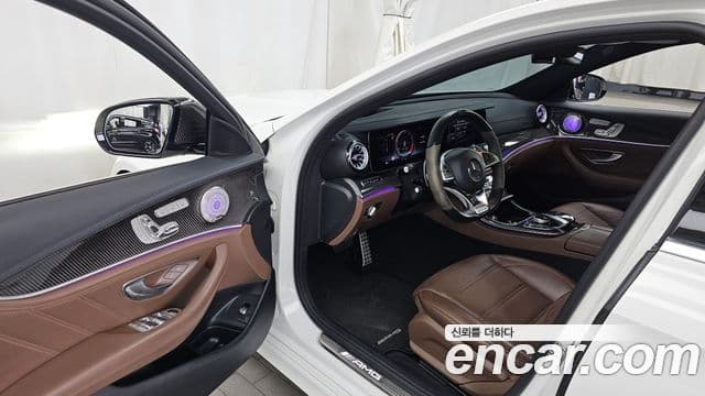 Mercedes-Benz E-Class 2018 — Şəkil 10/20