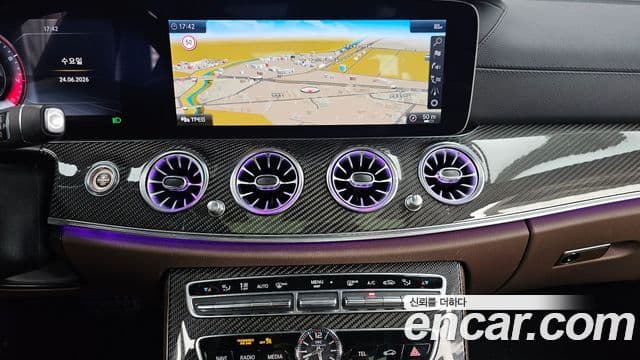 Mercedes-Benz E-Class 2018 — Фото 14/20