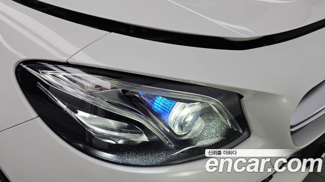Mercedes-Benz E-Class 2018 — Şəkil 20/32