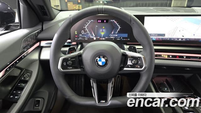 BMW 5 Series 2026 — Фото 13/20