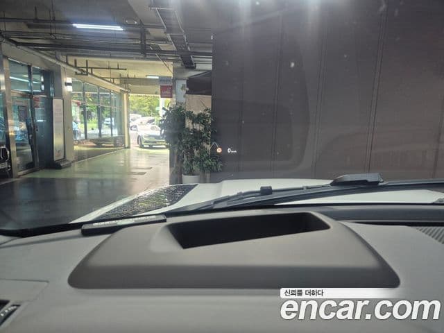 Land Rover Defender 2025 — Şəkil 7/20
