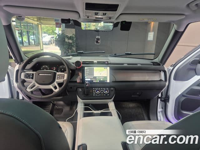 Land Rover Defender 2025 — Şəkil 15/20
