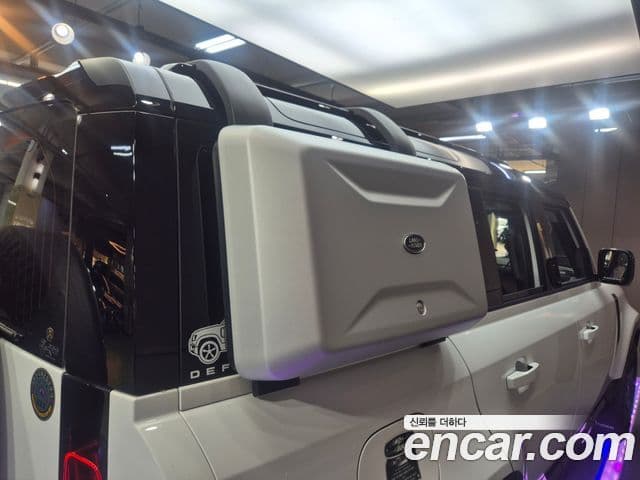 Land Rover Defender 2025 — Şəkil 17/20