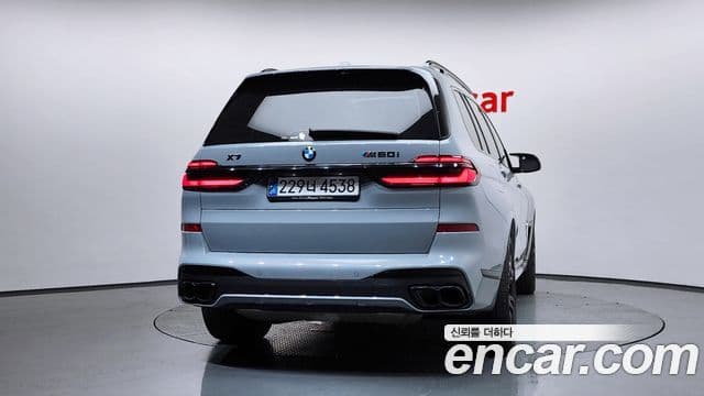 BMW X7 2024 — Photo 35/35