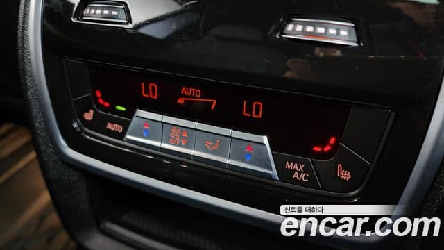 BMW X7 2024 — Photo 8/35