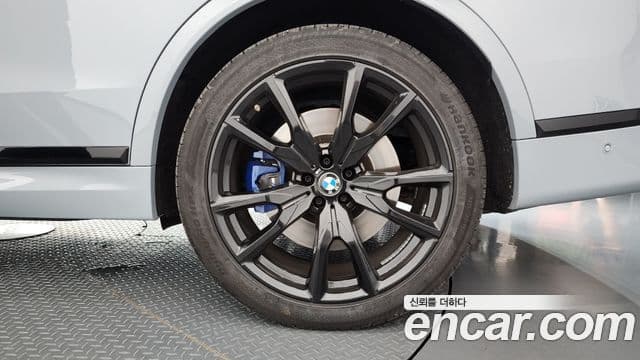 BMW X7 2024 — Photo 1/35
