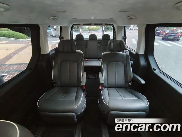Hyundai Staria 2023 — ფოტო 7/7