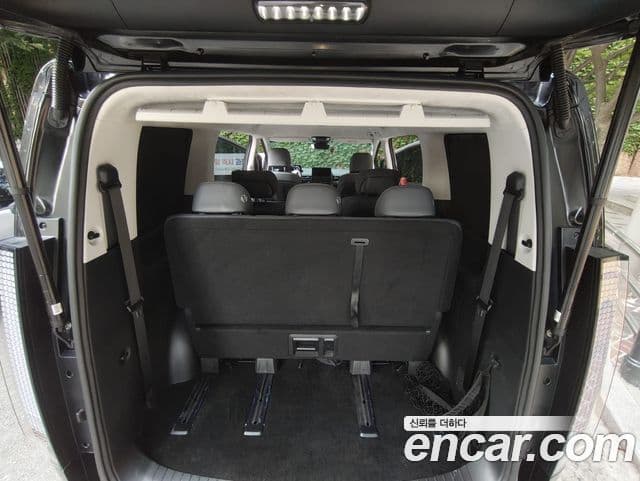 Hyundai Staria 2023 — ფოტო 5/7