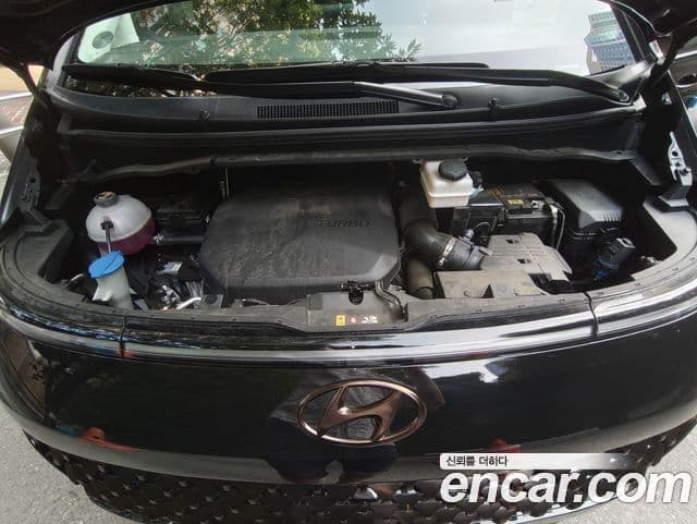 Hyundai Staria 2023 — ფოტო 6/7