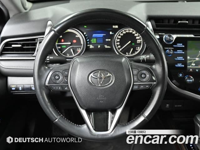 Toyota Camry 2018 — Photo 14/20