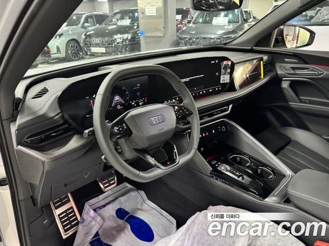 Audi Q5 2025 — ფოტო 3/15
