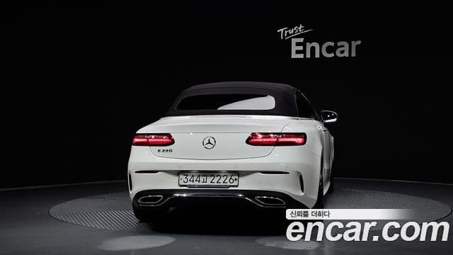 Mercedes-Benz E-Class 2019 — ფოტო 4/20