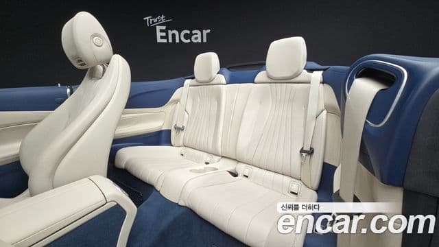 Mercedes-Benz E-Class 2019 — ფოტო 12/20