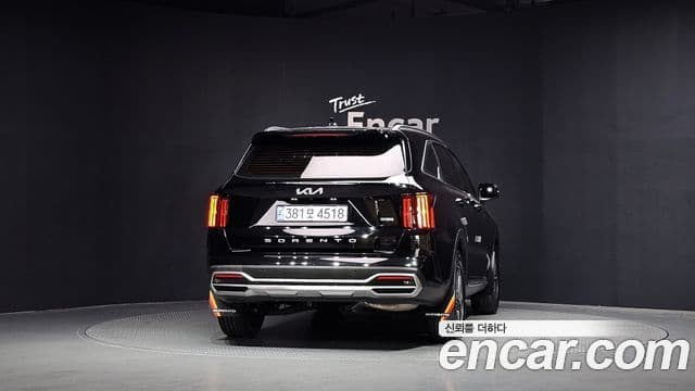 Kia Sorento 2022 — ფოტო 4/20