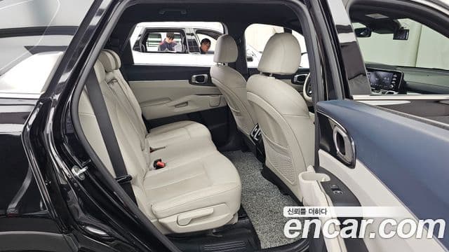 Kia Sorento 2022 — ფოტო 12/20