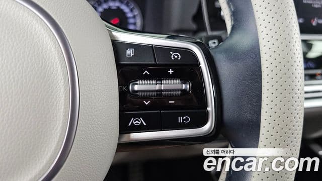 Kia Sorento 2022 — ფოტო 18/20