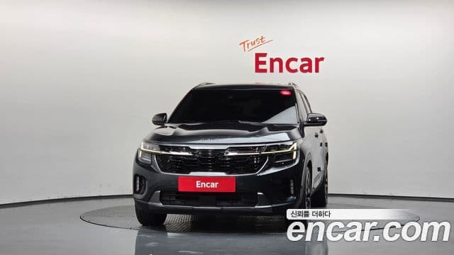 Kia Seltos 2023 — ფოტო 3/20