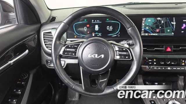 Kia Seltos 2023 — ფოტო 12/20