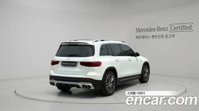 Mercedes-Benz GLB-Class 2025 — Şəkil 1/11