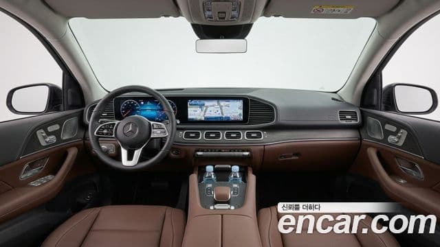 Mercedes-Benz GLE-Class 2025 — Photo 1/10