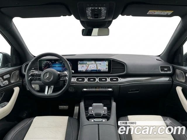 Mercedes-Benz GLE-Class 2025 — Photo 3/12