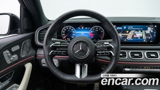Mercedes-Benz GLE-Class 2025 — Photo 7/12