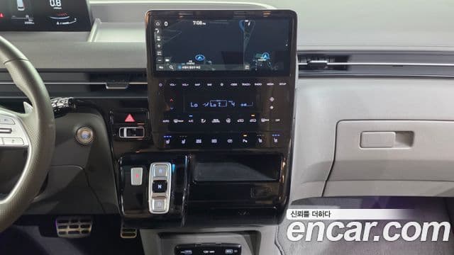 Hyundai Staria 2024 — Şəkil 14/20