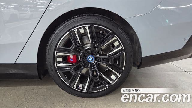 BMW i5 2024 — ფოტო 11/20