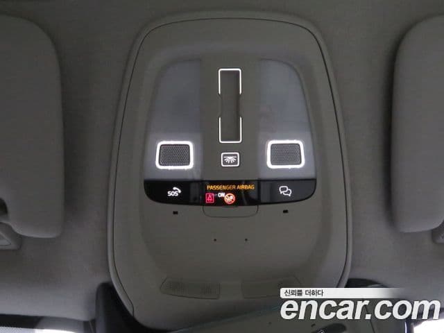 Volvo XC40 2026 — ფოტო 17/20