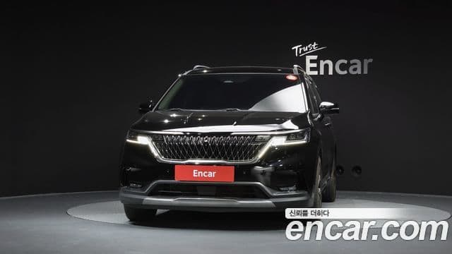 Kia Carnival 2023 — Фото 3/20