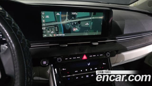 Kia Carnival 2023 — Фото 14/20