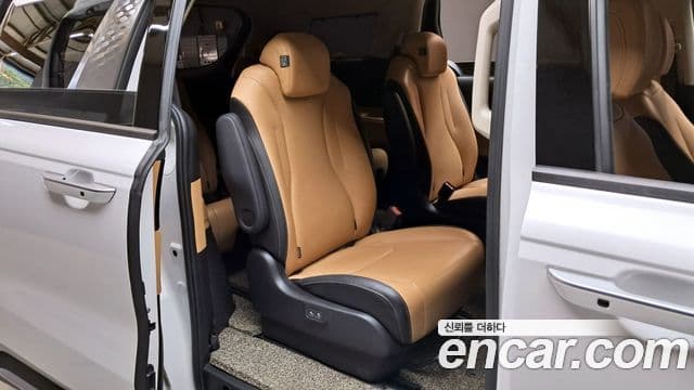 Kia Carnival 2021 — Şəkil 10/20
