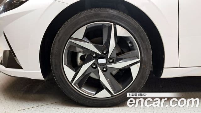 Hyundai Avante 2023 — ფოტო 5/20