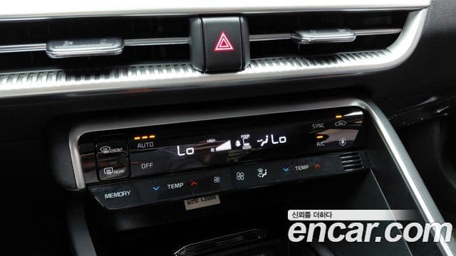 Kia K5 2021 — ფოტო 16/20