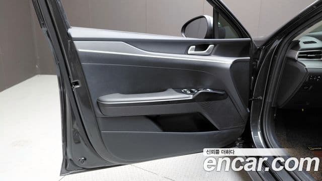 Kia K5 2021 — Photo 14/33