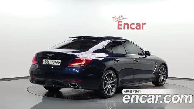 Genesis G70 2019 — ფოტო 2/20